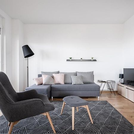 Rentplanet - Apartamenty Atal Tower Вроцлав Екстериор снимка