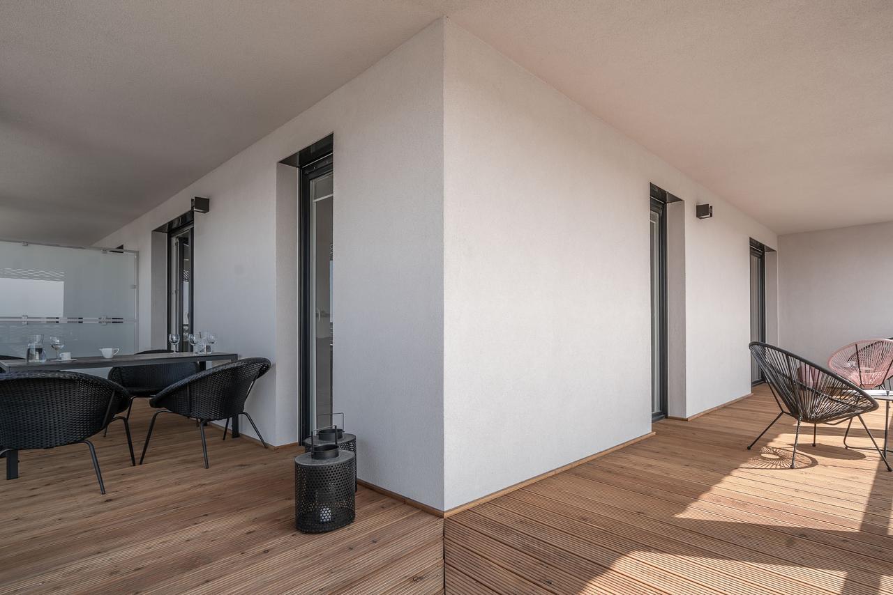 Rentplanet - Apartamenty Atal Tower Вроцлав Екстериор снимка