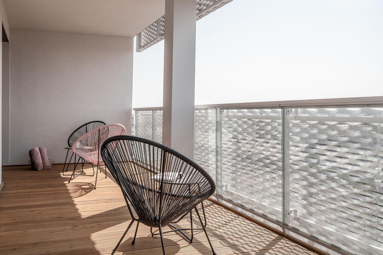 Rentplanet - Apartamenty Atal Tower Вроцлав Екстериор снимка