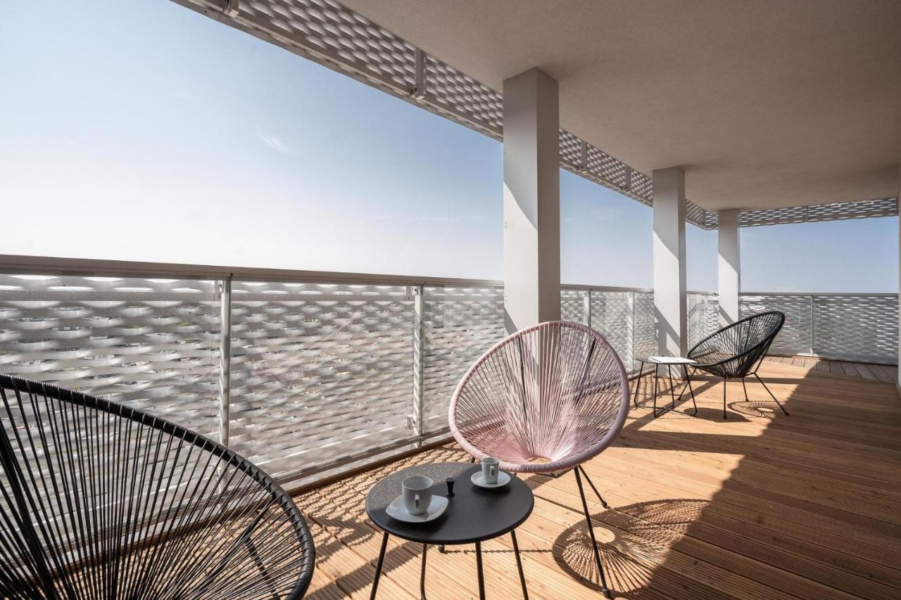 Rentplanet - Apartamenty Atal Tower Вроцлав Екстериор снимка