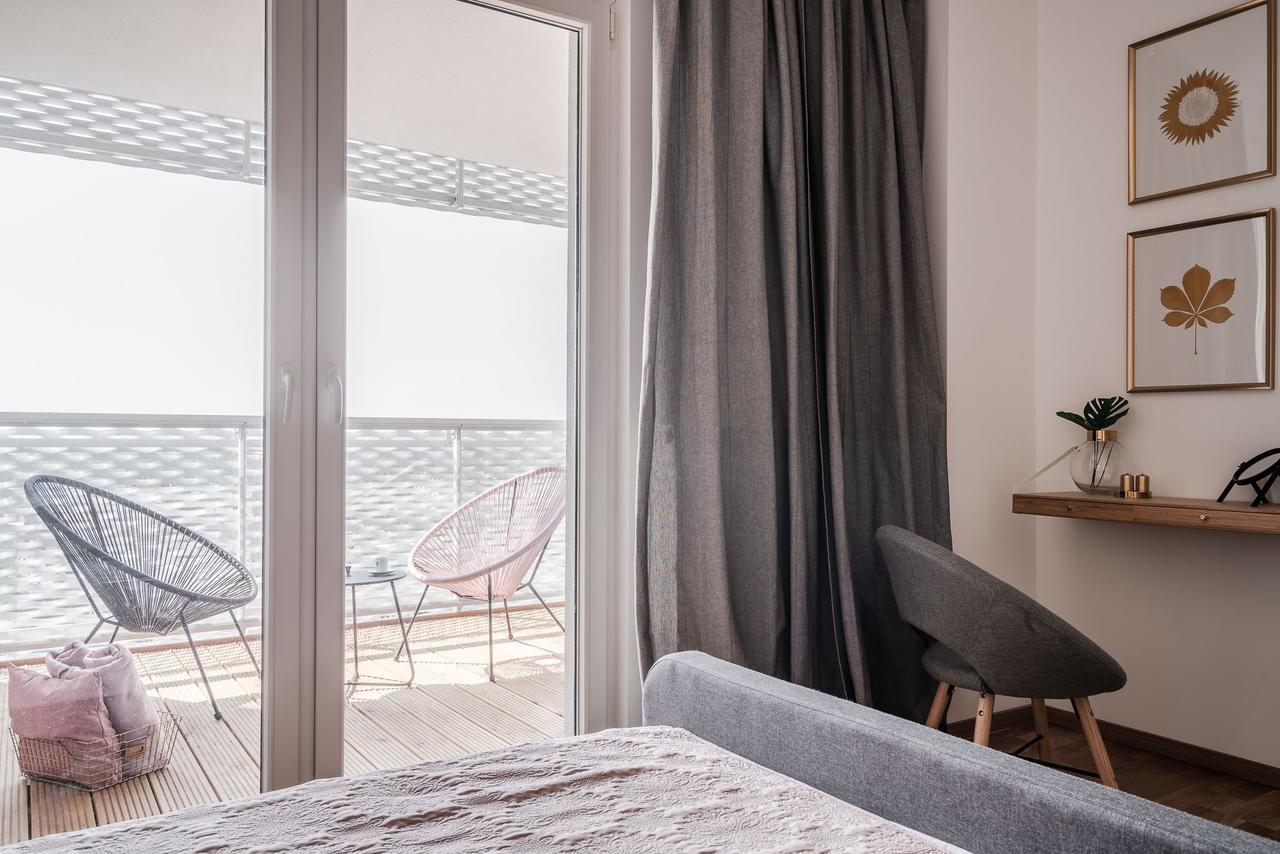 Rentplanet - Apartamenty Atal Tower Вроцлав Екстериор снимка