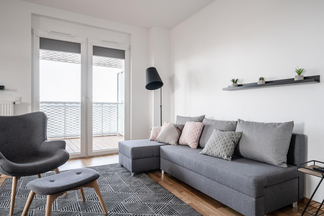 Rentplanet - Apartamenty Atal Tower Вроцлав Екстериор снимка